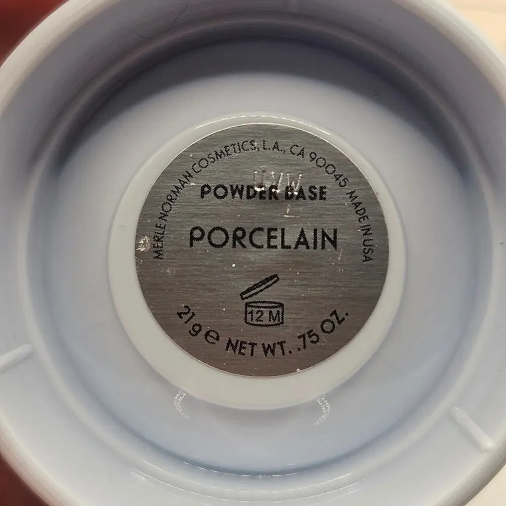 NEW Merle Norman Powder‎ Base Original Formula Foundation